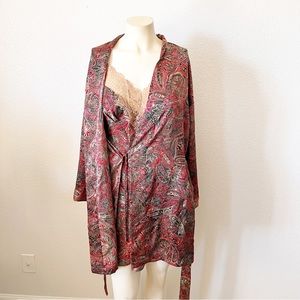 Victoria's Secret Very Sexy Paisley Print Robe & Nightgown Pajama Set